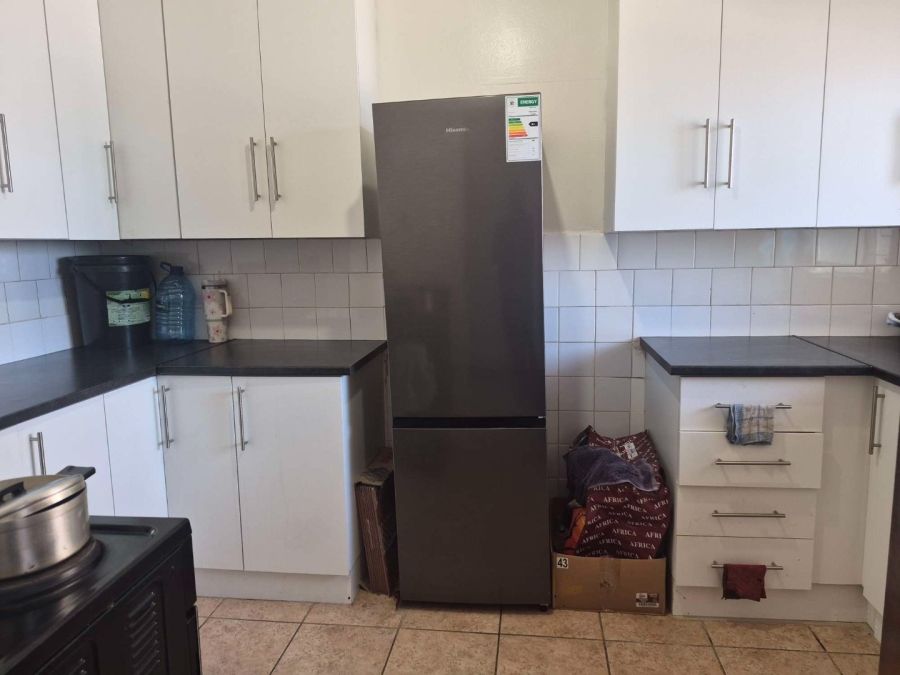 2 Bedroom Property for Sale in Port Elizabeth Central Eastern Cape